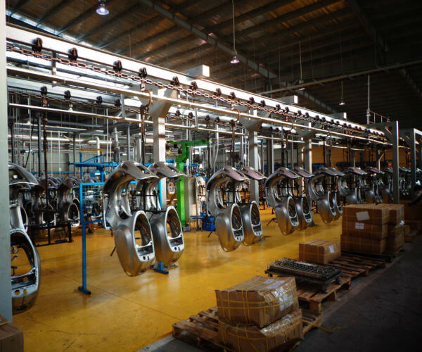 Cấu tạo băng tải treo và ứng dụng trong sản xuất công nghiệp